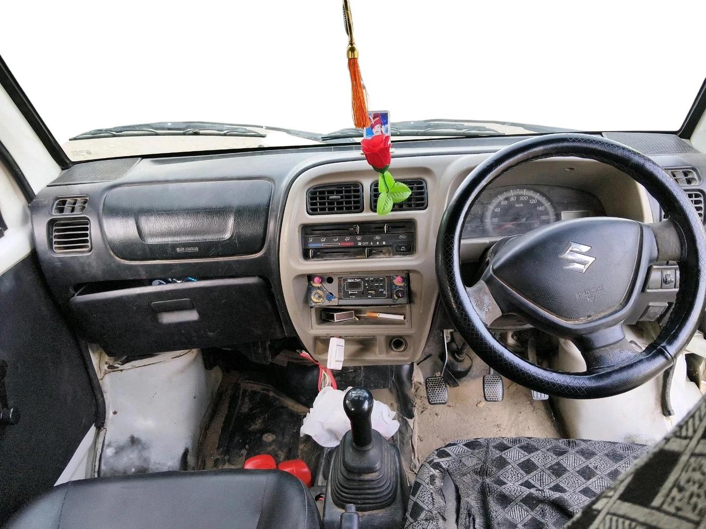 2022 Maruti Eeco 5 STR AC CNG (O), CNG, Manual, 1,43,532 km, interior