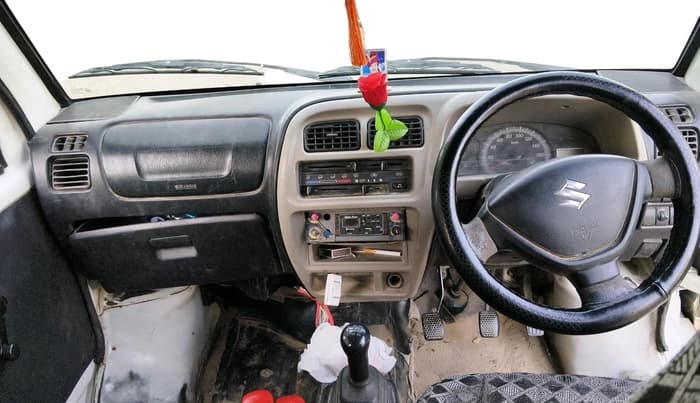 2022 Maruti Eeco 5 STR AC CNG (O), CNG, Manual, 1,43,532 km, interior