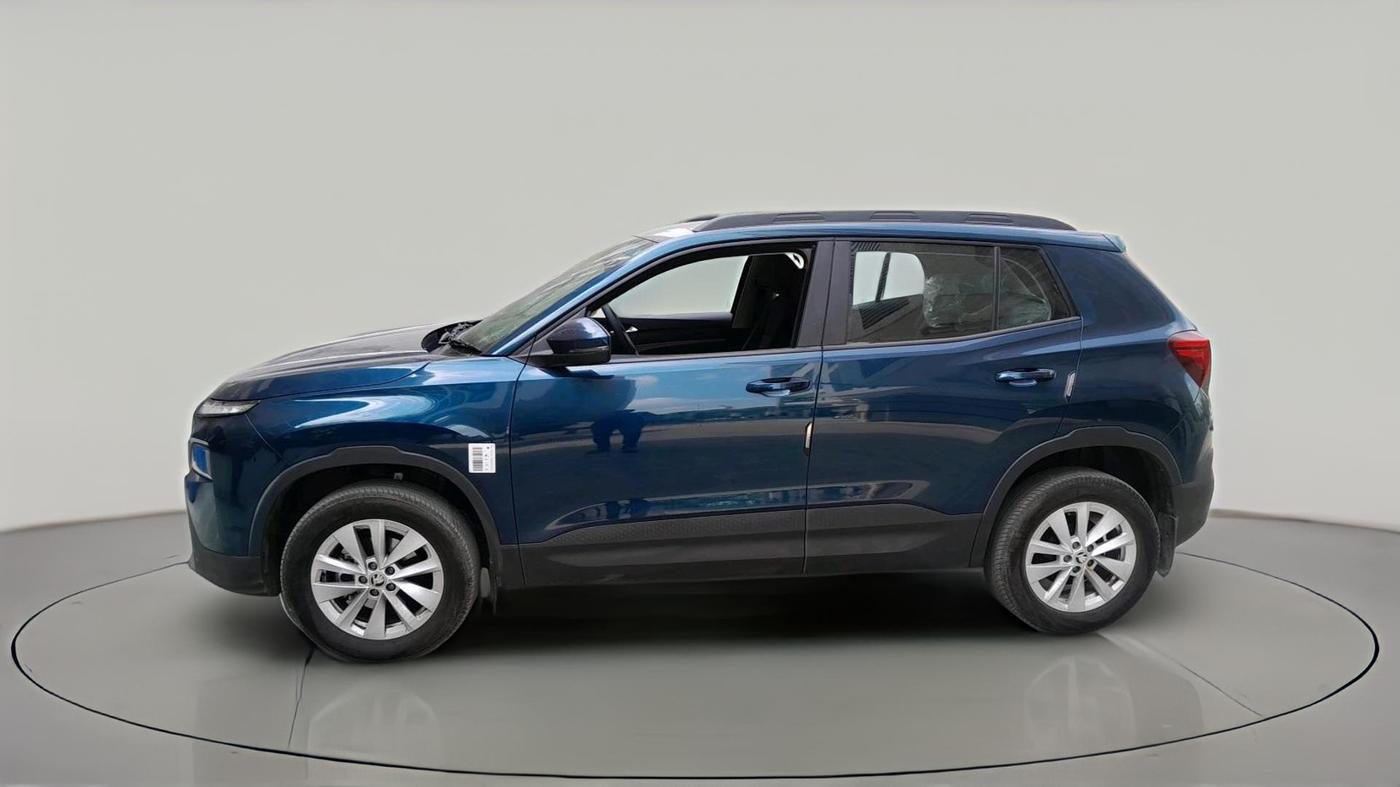 2025 Skoda Kylaq Signature AT, Petrol, Automatic, 4,338 km, exterior