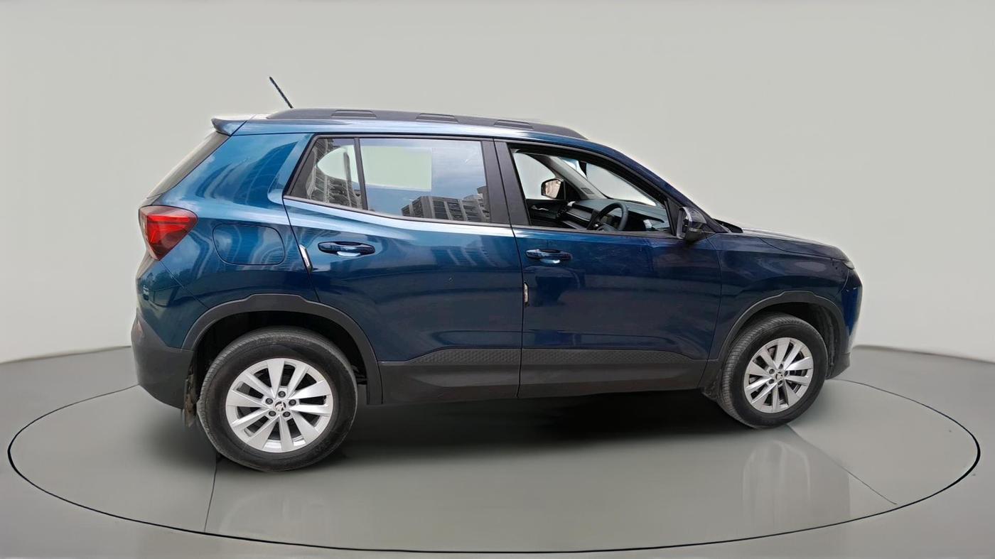 2025 Skoda Kylaq Signature AT, Petrol, Automatic, 4,338 km, exterior