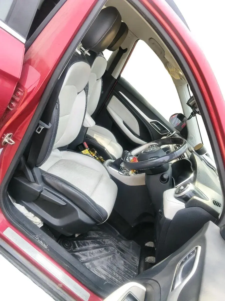 2022 MG ASTOR SMART EX 1.5 MT, Petrol, Manual, 42,819 km, interior