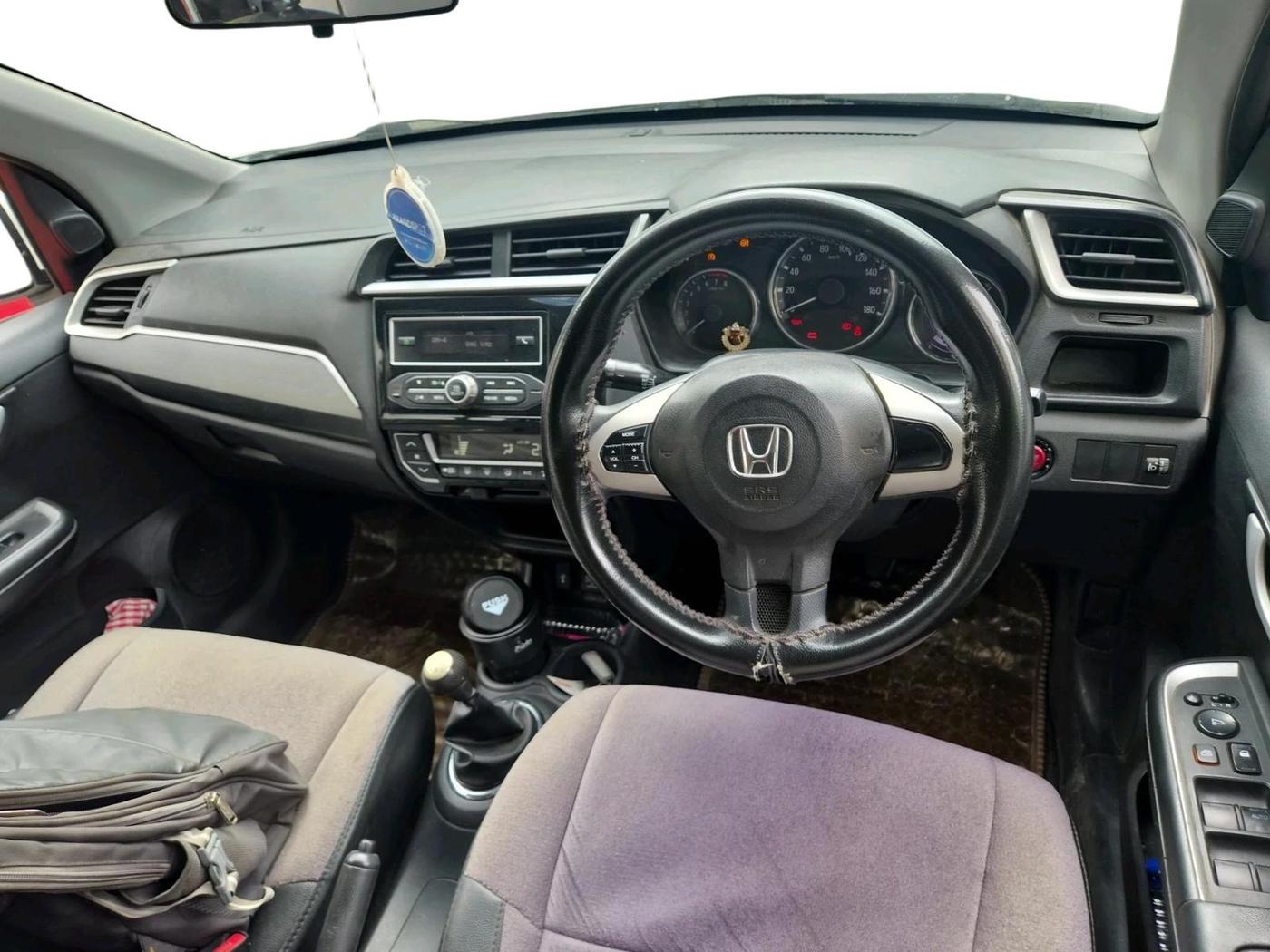 2017 Honda BR-V 1.5L I-VTEC V, Petrol, Manual, 1,09,667 km, interior
