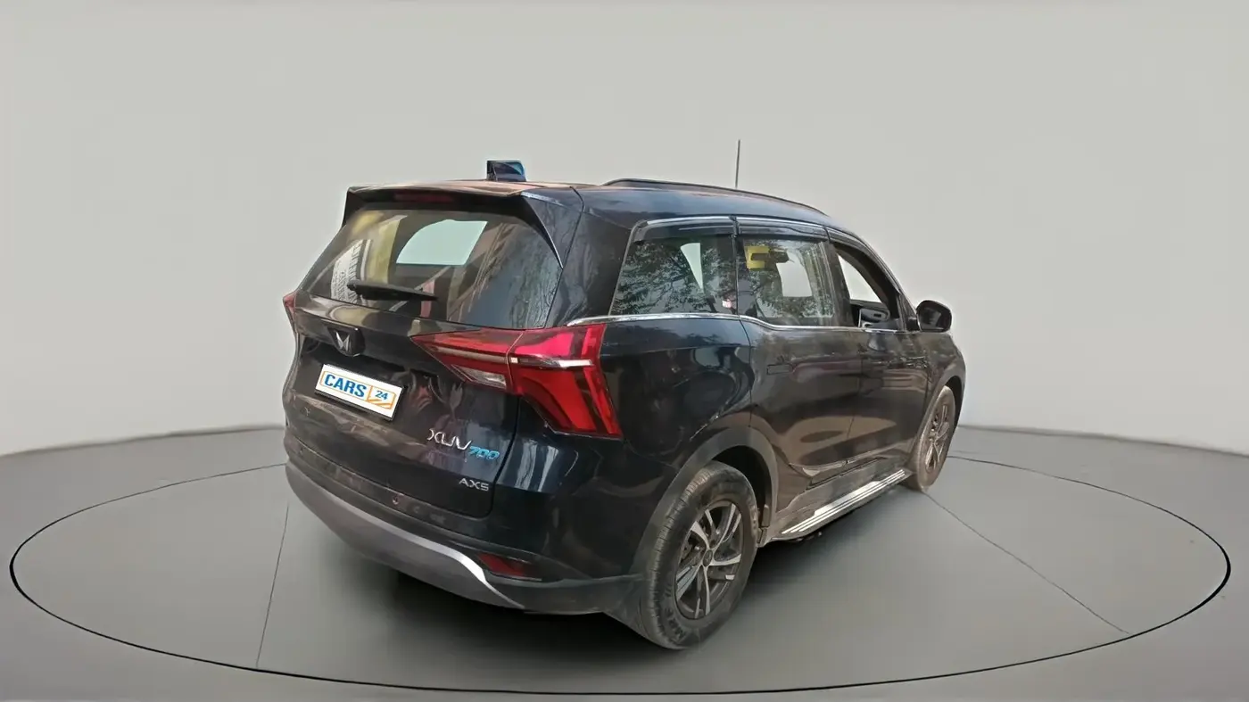 2023 Mahindra XUV700 AX 5 D MT 7 STR, Diesel, Manual, 64,000 km, exterior