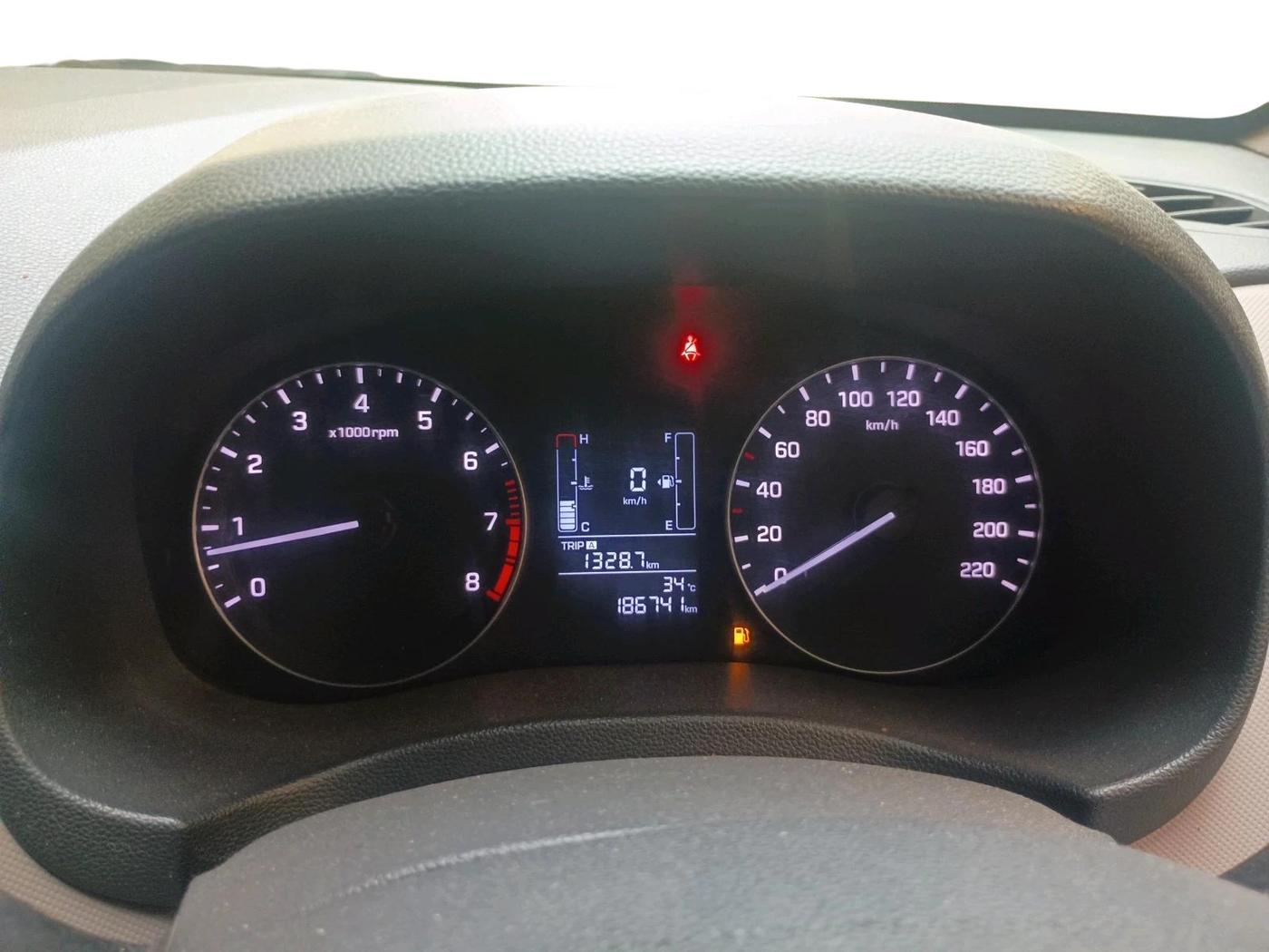 2018 Hyundai Creta E PLUS 1.6 PETROL, Petrol, Manual, 1,89,000 km, interior
