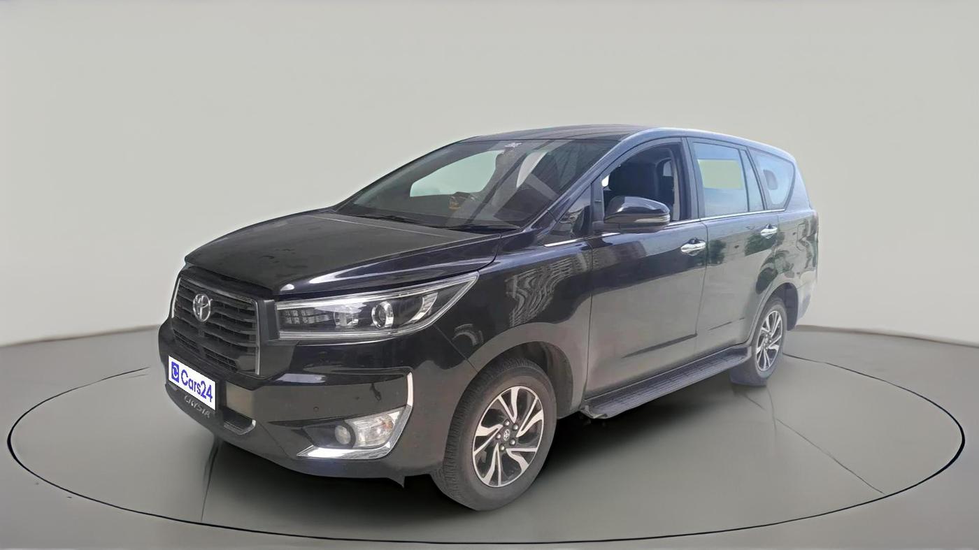 2023 Toyota Innova Crysta 2.4 VX 8STR, Diesel, Manual, 36,554 km, exterior
