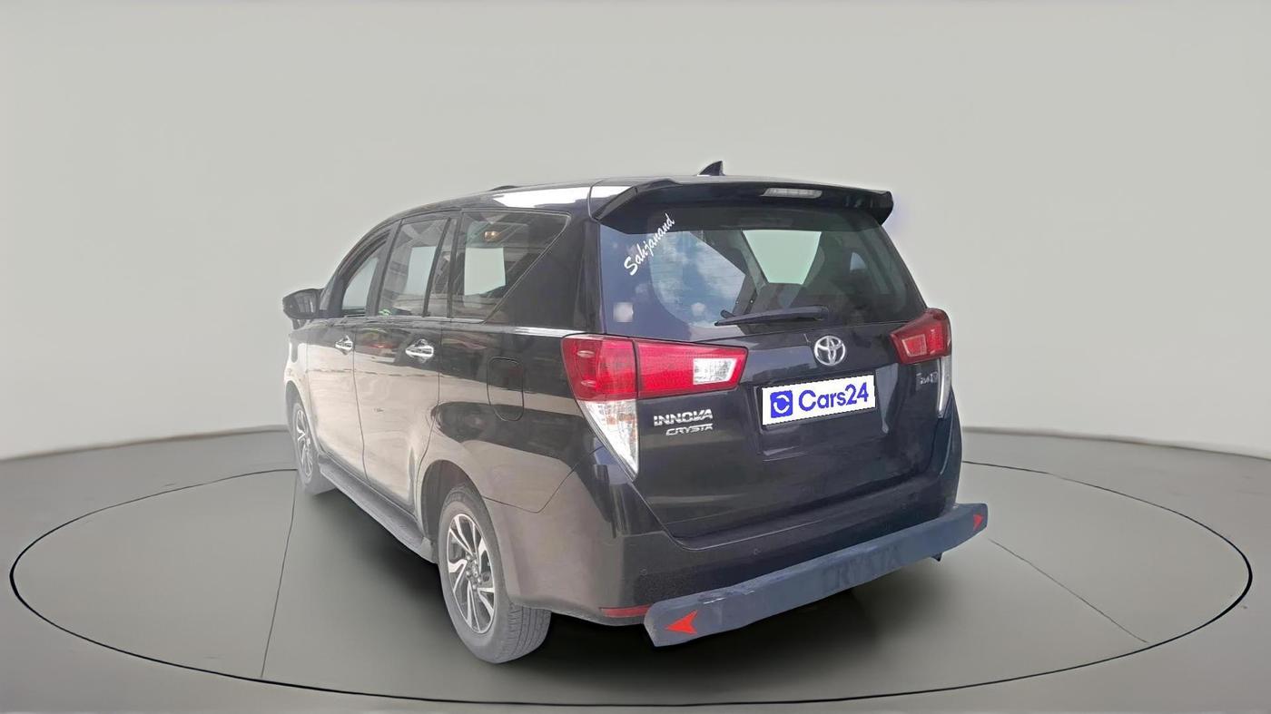 2023 Toyota Innova Crysta 2.4 VX 8STR, Diesel, Manual, 36,554 km, exterior