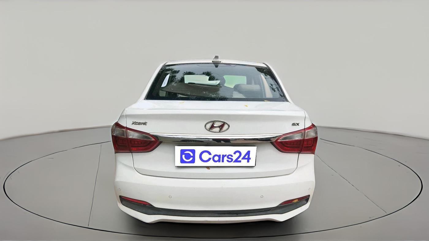 2017 Hyundai Xcent SX 1.2, CNG, Manual, 1,16,213 km, exterior
