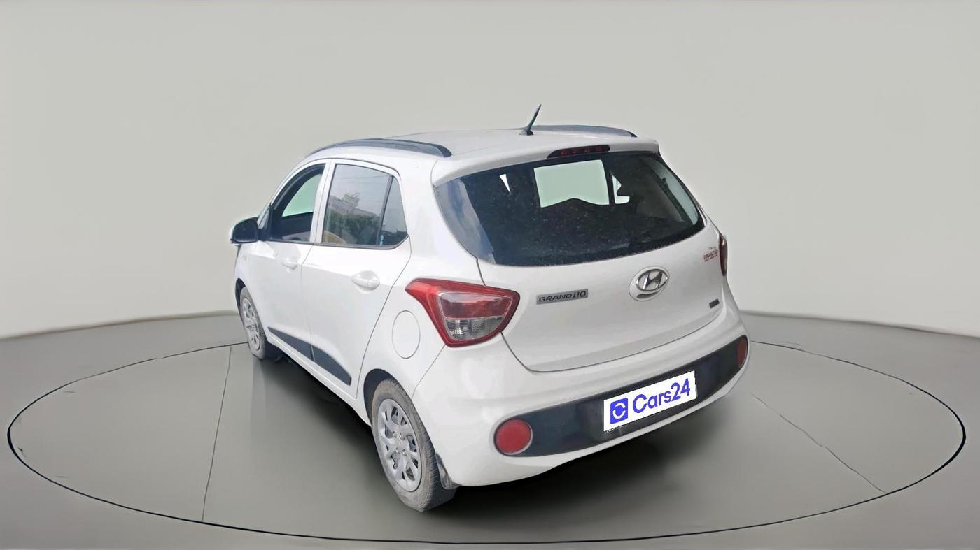 2019 Hyundai Grand i10 MAGNA AT 1.2 KAPPA VTVT, CNG, Automatic, 1,22,707 km, exterior