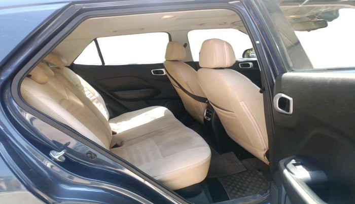 2020 Hyundai VENUE SX PLUS 1.0 TURBO DCT, Petrol, Automatic, 58,927 km, interior