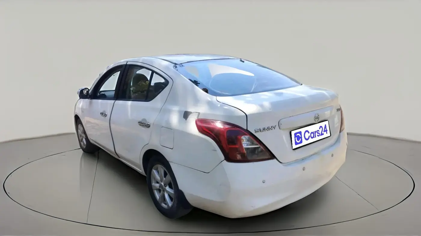 2011 Nissan Sunny XV PETROL, CNG, Manual, 73,904 km, exterior
