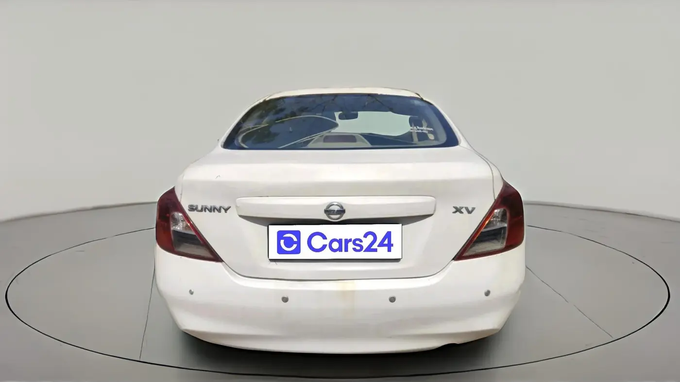 2011 Nissan Sunny XV PETROL, CNG, Manual, 73,904 km, exterior