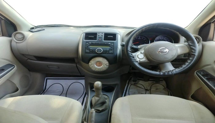 2011 Nissan Sunny XV PETROL, CNG, Manual, 73,904 km, interior