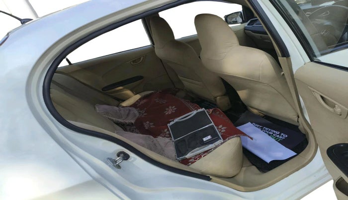 2016 Honda Amaze 1.5L I-DTEC S, Diesel, Manual, 1,19,021 km, interior