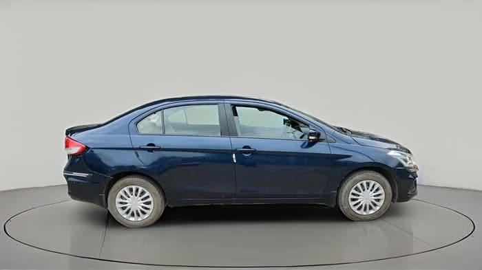 2022 Maruti Ciaz SIGMA 1.5 SHVS MT  PETROL, Petrol, Manual, 13,243 km, exterior