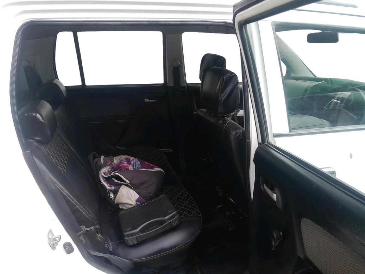 2016 Maruti Wagon R 1.0 LXI, CNG, Manual, 52,334 km, interior