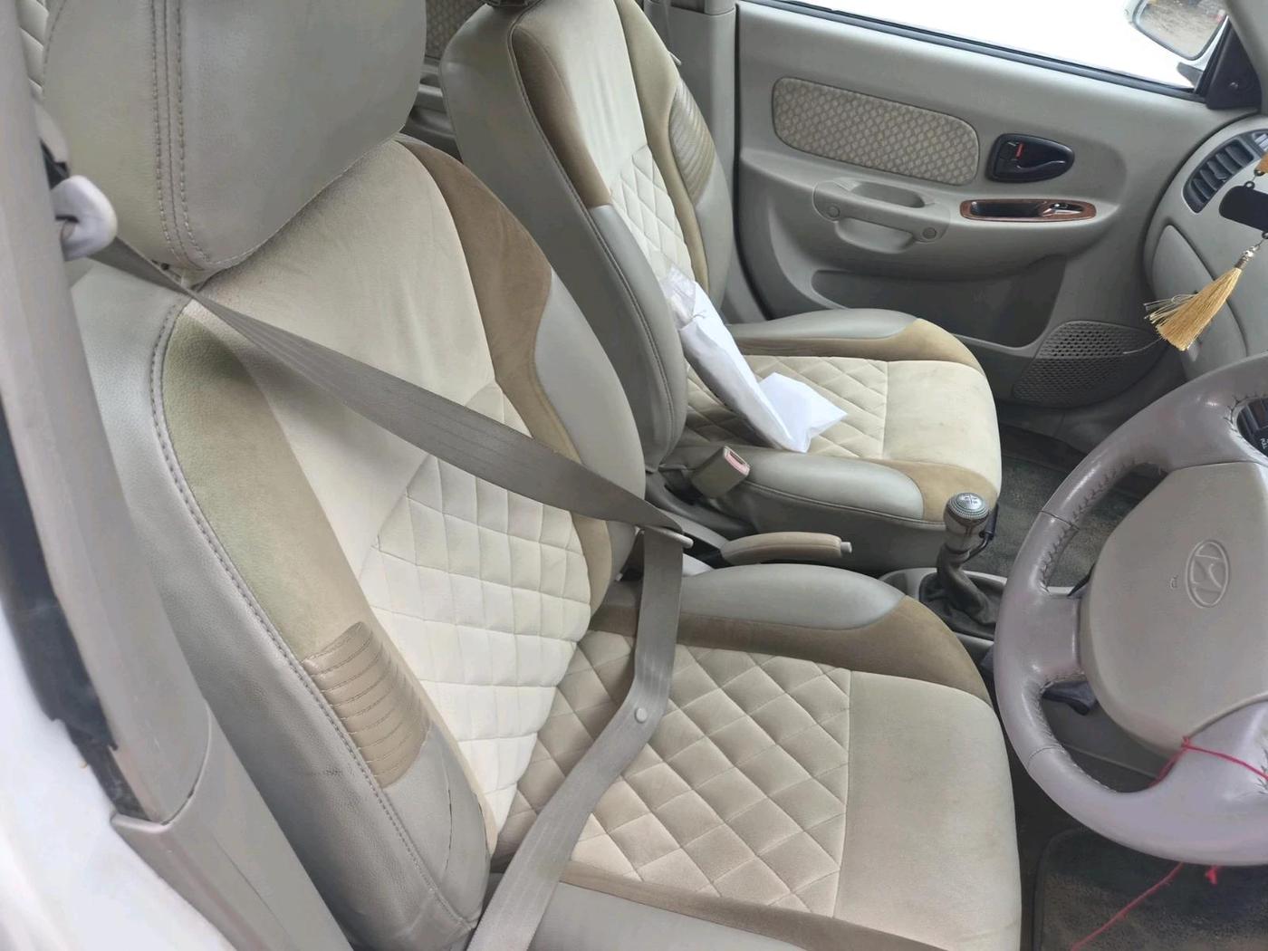 2011 Hyundai Accent GLE, Petrol, Manual, 1,00,319 km, interior