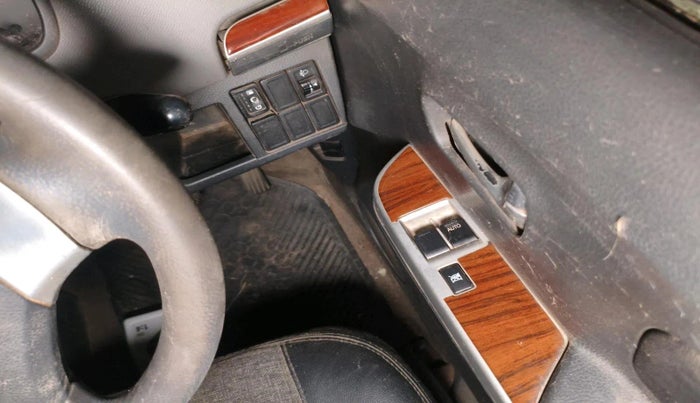 2010 Maruti Wagon R 1.0 LXI, CNG, Manual, 98,000 km, interior