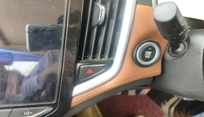 2020 MG HECTOR PLUS SHARP 1.5 PETROL TURBO DCT 6-STR, Petrol, Automatic, 82,528 km, interior