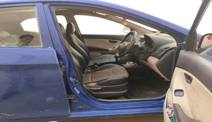 2013 Hyundai Eon MAGNA +, Petrol, Manual, 1,24,595 km, interior