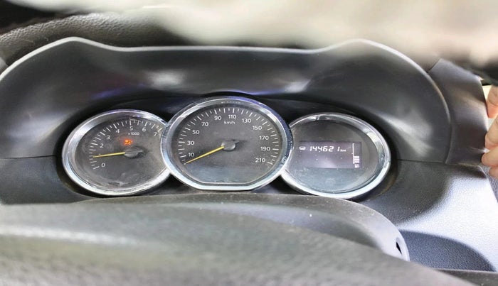 2015 Renault Duster 110 PS RXZ DIESEL, Diesel, Manual, 1,44,621 km, interior