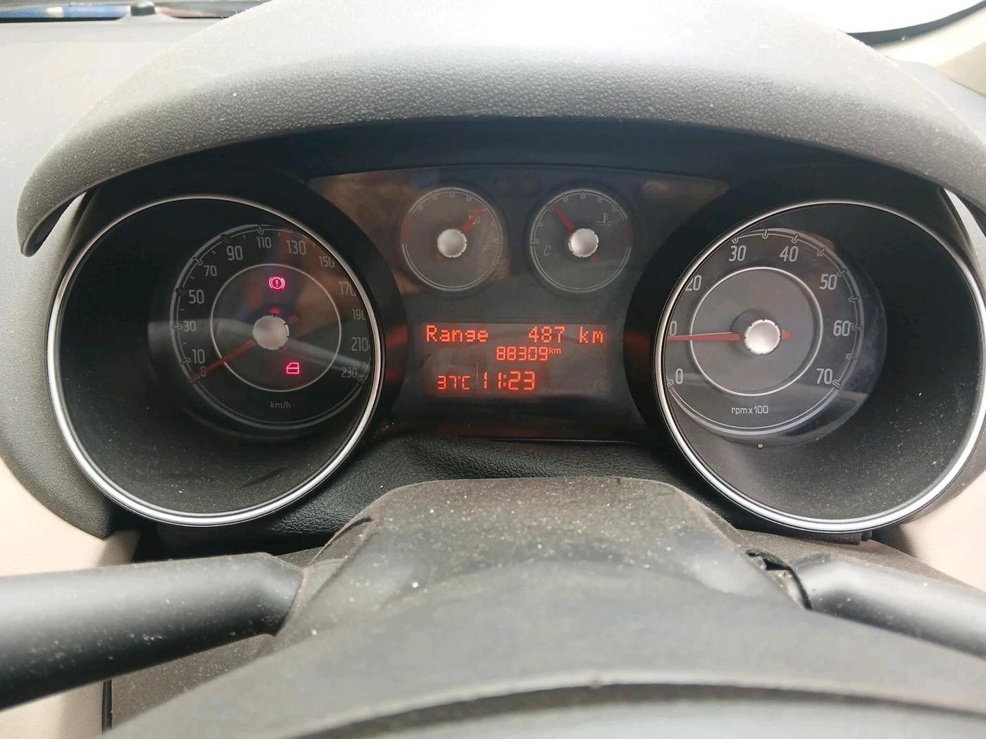 2018 Fiat URBAN CROSS EMOTION MULTIJET 1.3, Diesel, Manual, 88,309 km, interior