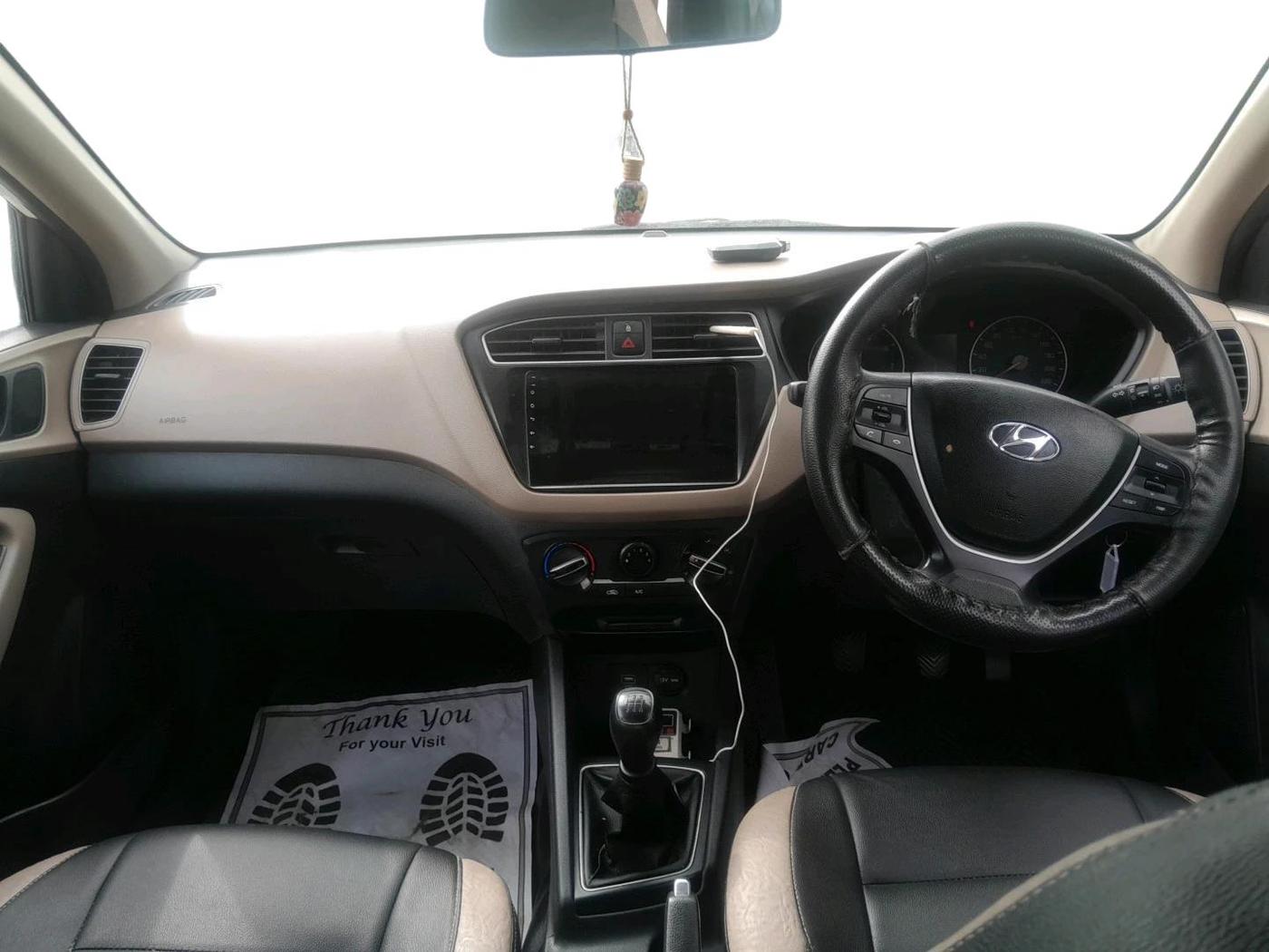 2019 Hyundai Elite i20 MAGNA PLUS 1.2, Petrol, Manual, 92,921 km, interior