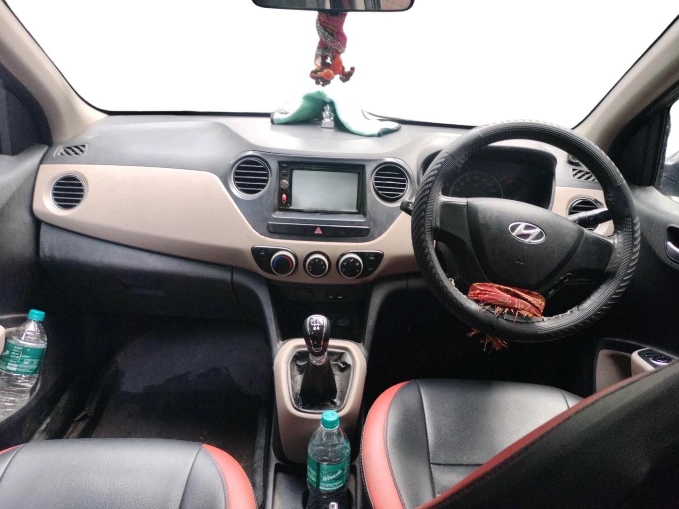 2013 Hyundai Grand i10 SPORTZ 1.1 CRDI, Diesel, Manual, 88,532 km, interior