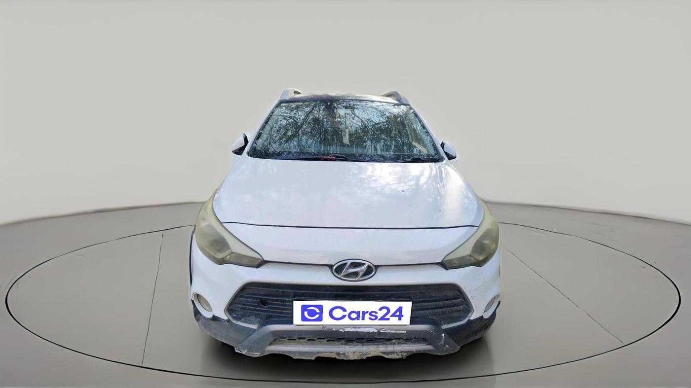 2015 Hyundai i20 Active 1.4 SX, Diesel, Manual, 2,05,449 km, exterior