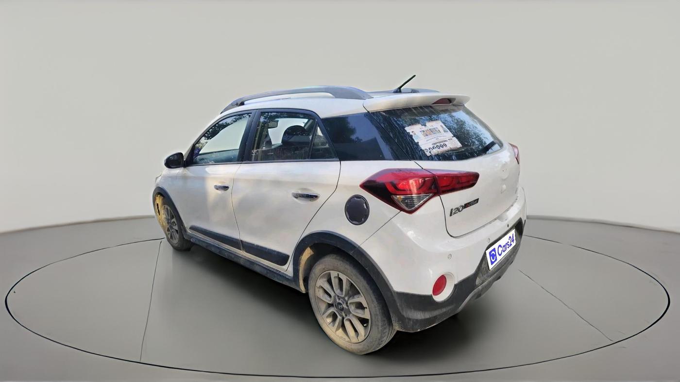 2015 Hyundai i20 Active 1.4 SX, Diesel, Manual, 2,05,449 km, exterior