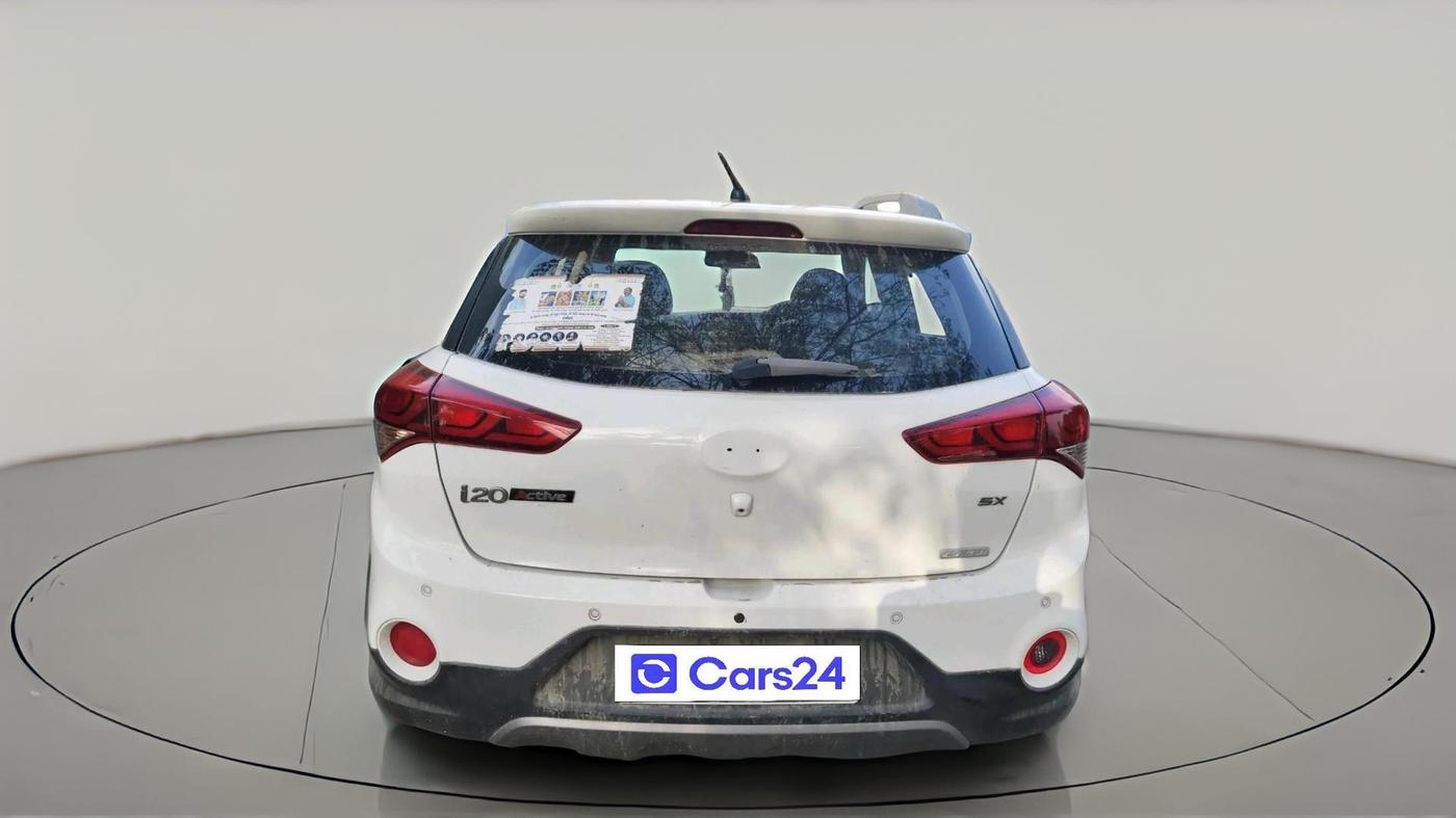 2015 Hyundai i20 Active 1.4 SX, Diesel, Manual, 2,05,449 km, exterior