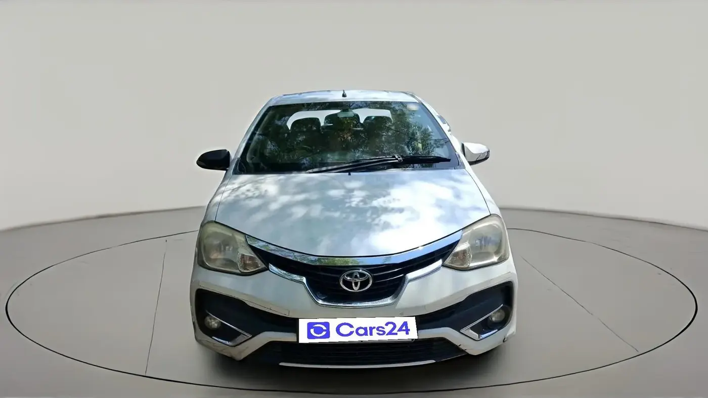 2016 Toyota Etios VX, CNG, Manual, 1,61,075 km, exterior