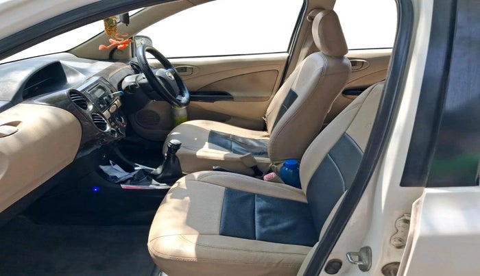 2016 Toyota Etios VX, CNG, Manual, 1,61,075 km, interior