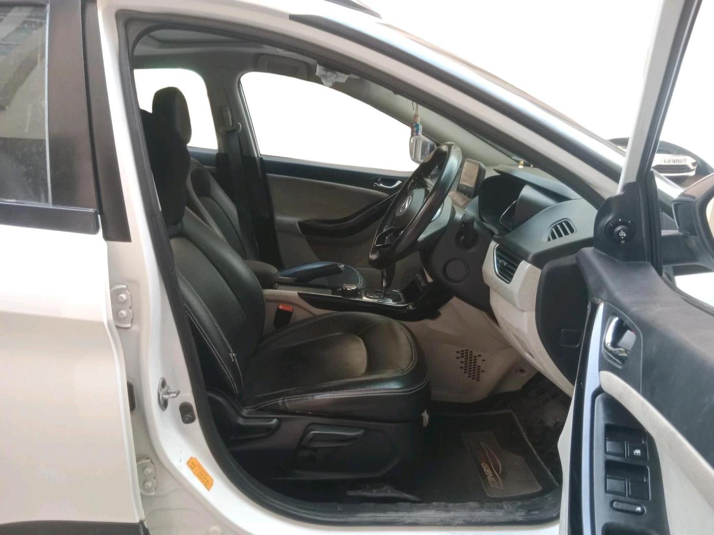 2023 Tata NEXON XZA PLUS SUNROOF PETROL, Petrol, Automatic, 89,929 km, interior