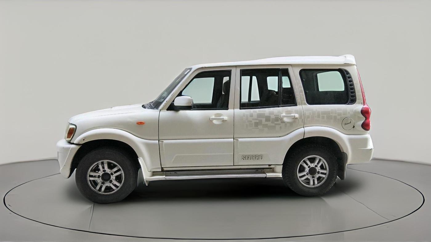 2013 Mahindra Scorpio VLX 2WD BS-III, Diesel, Manual, 1,66,701 km, exterior
