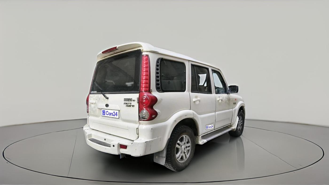 2013 Mahindra Scorpio VLX 2WD BS-III, Diesel, Manual, 1,66,701 km, exterior