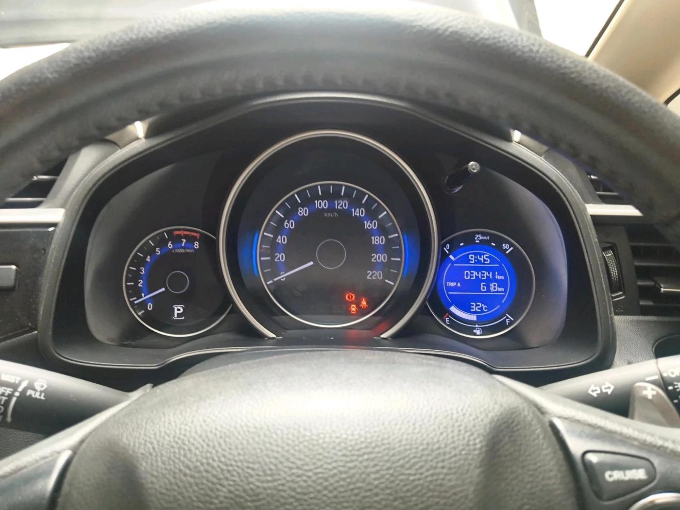 2021 Honda Jazz 1.2L I-VTEC VX CVT, Petrol, Automatic, 34,341 km, interior