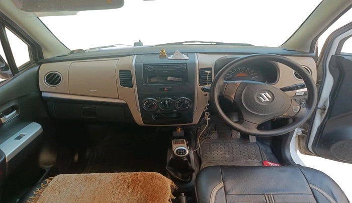 2017 Maruti Wagon R 1.0 LXI, Petrol, Manual, 92,657 km, interior