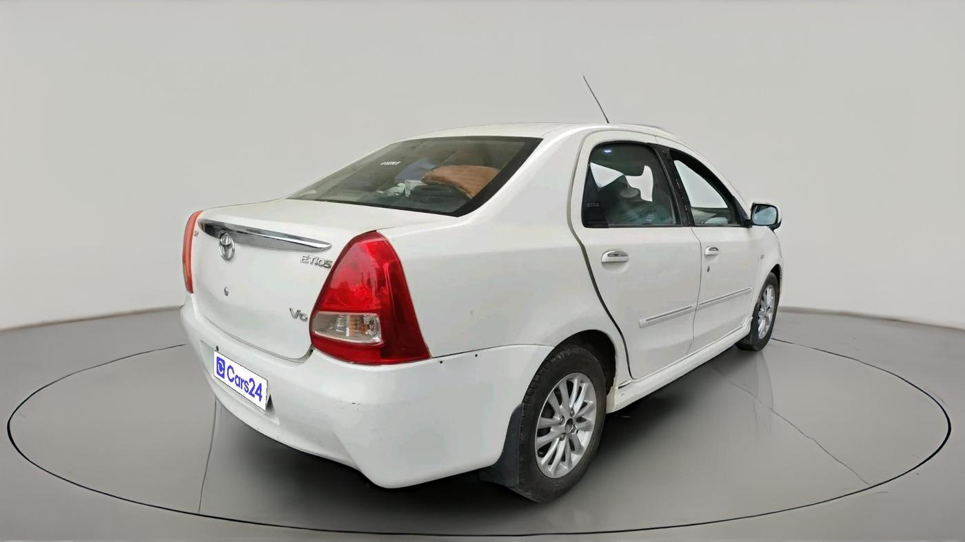 2011 Toyota Etios VX-D, Diesel, Manual, 1,60,041 km, exterior