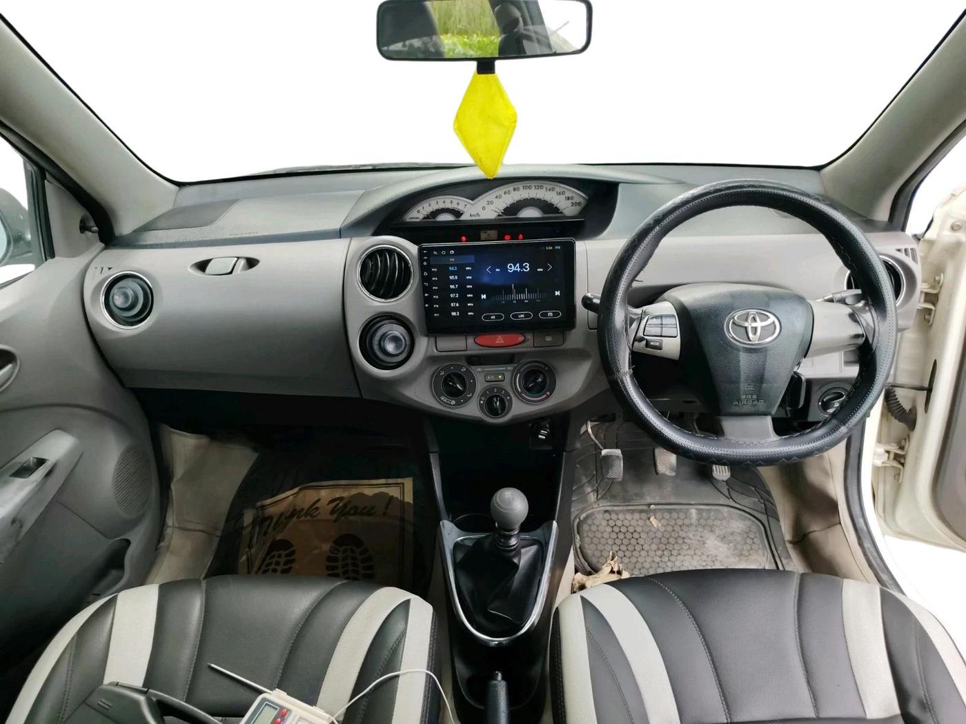 2011 Toyota Etios VX-D, Diesel, Manual, 1,60,041 km, interior