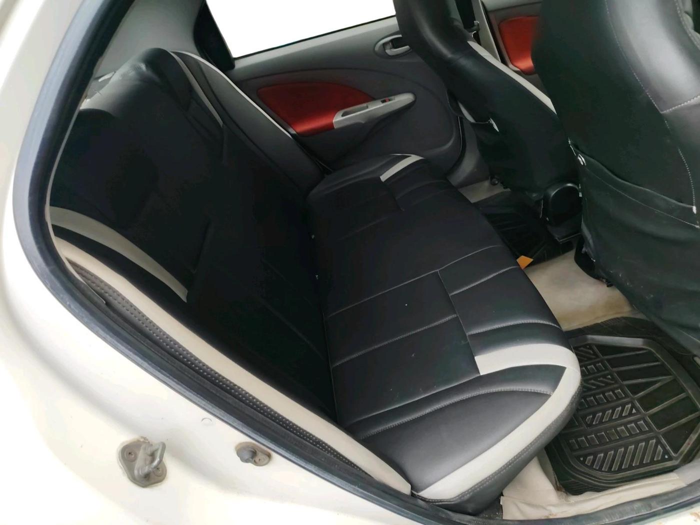 2011 Toyota Etios VX-D, Diesel, Manual, 1,60,041 km, interior