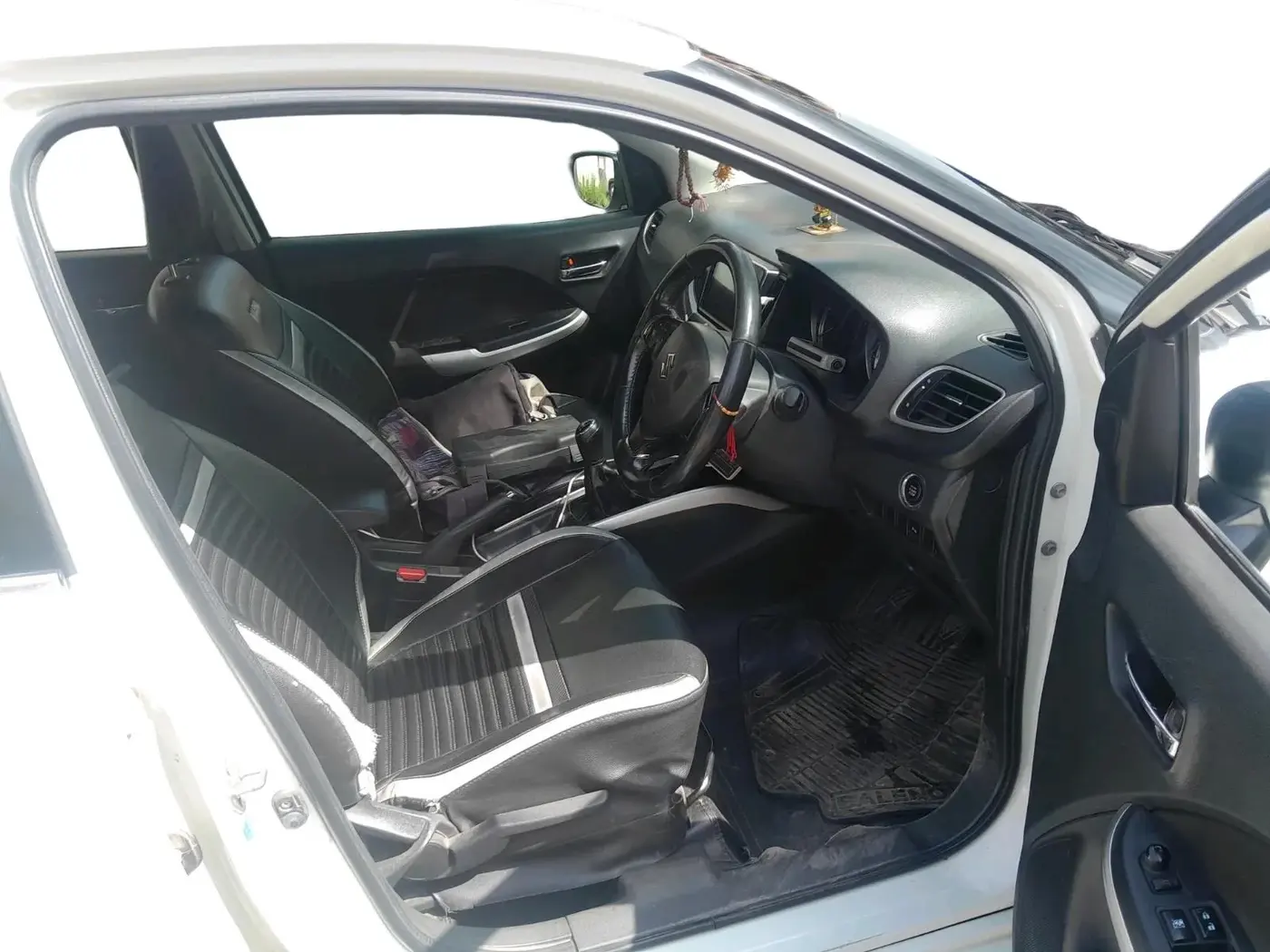 2016 Maruti Baleno ALPHA PETROL 1.2, Petrol, Manual, 74,206 km, interior