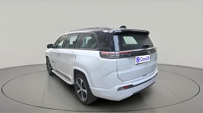2026 Jeep MERIDIAN Track Edition 2WD Diesel Turbo Automatic 7 STR, Diesel, Automatic, 6,332 km, exterior