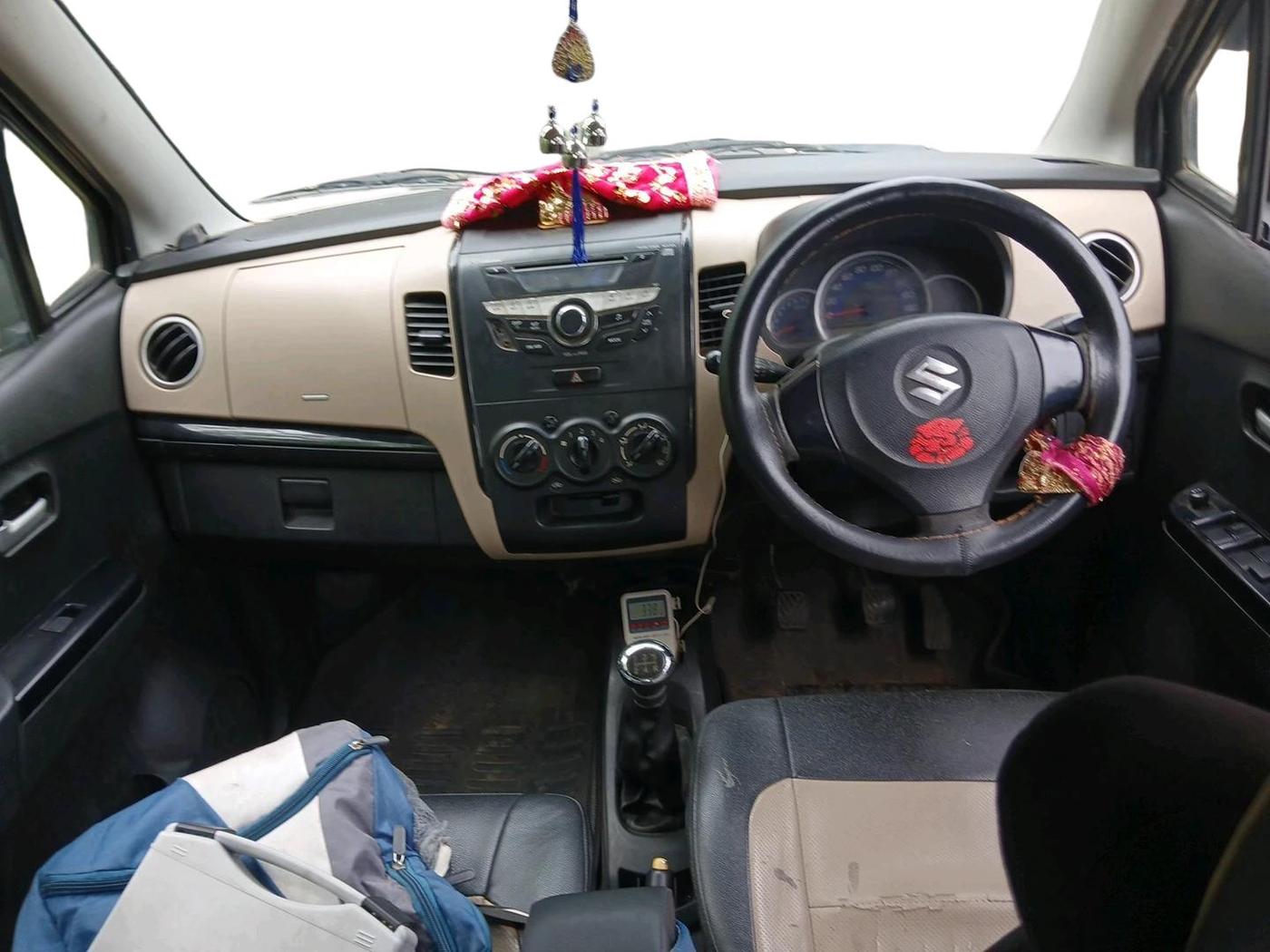 2017 Maruti Wagon R 1.0 VXI, Petrol, Manual, 88,200 km, interior