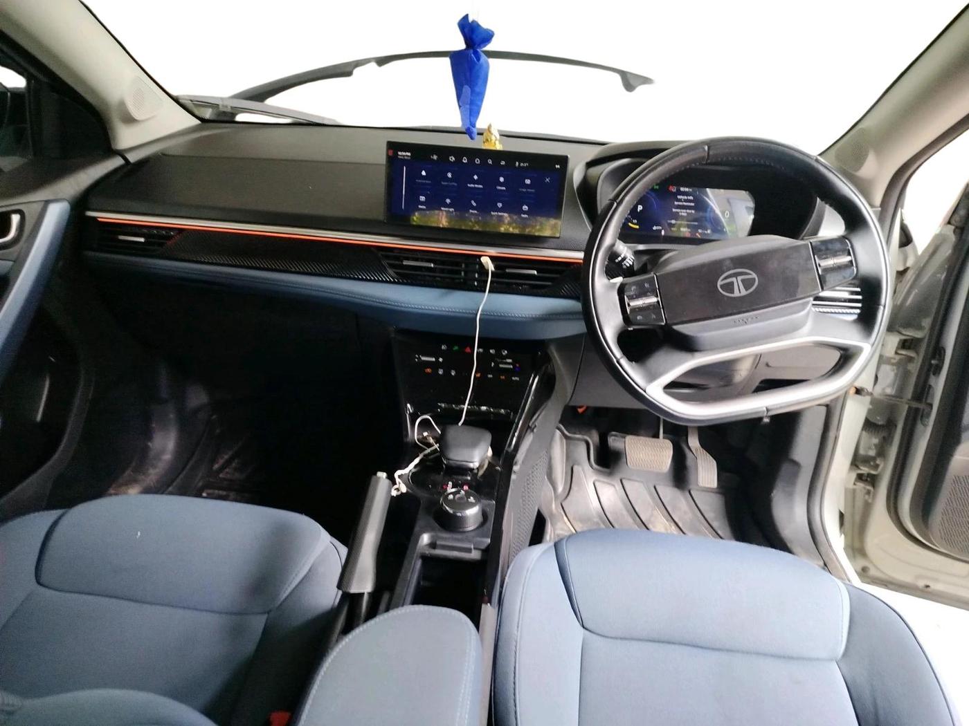 2025 Tata Curvv Creative Plus S 1.2 Petrol 7DCA, Petrol, Automatic, 5,061 km, interior