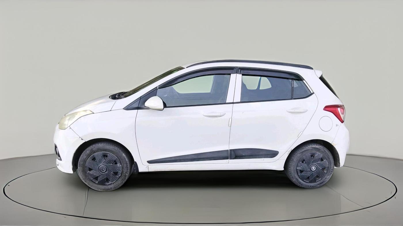 2015 Hyundai Grand i10 SPORTZ 1.2 KAPPA VTVT, CNG, Manual, 1,20,276 km, exterior