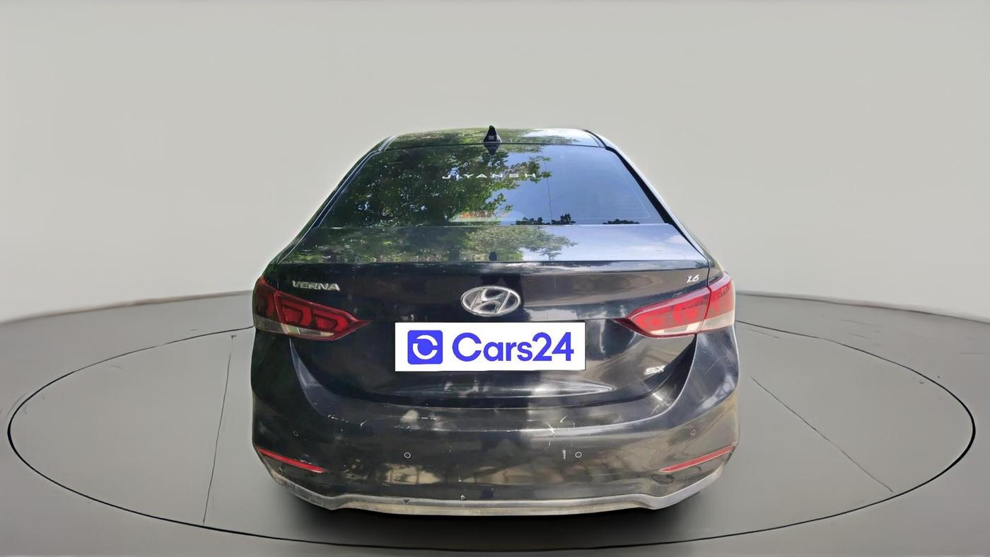 2019 Hyundai Verna 1.6 VTVT SX + AT, CNG, Automatic, 1,15,943 km, exterior