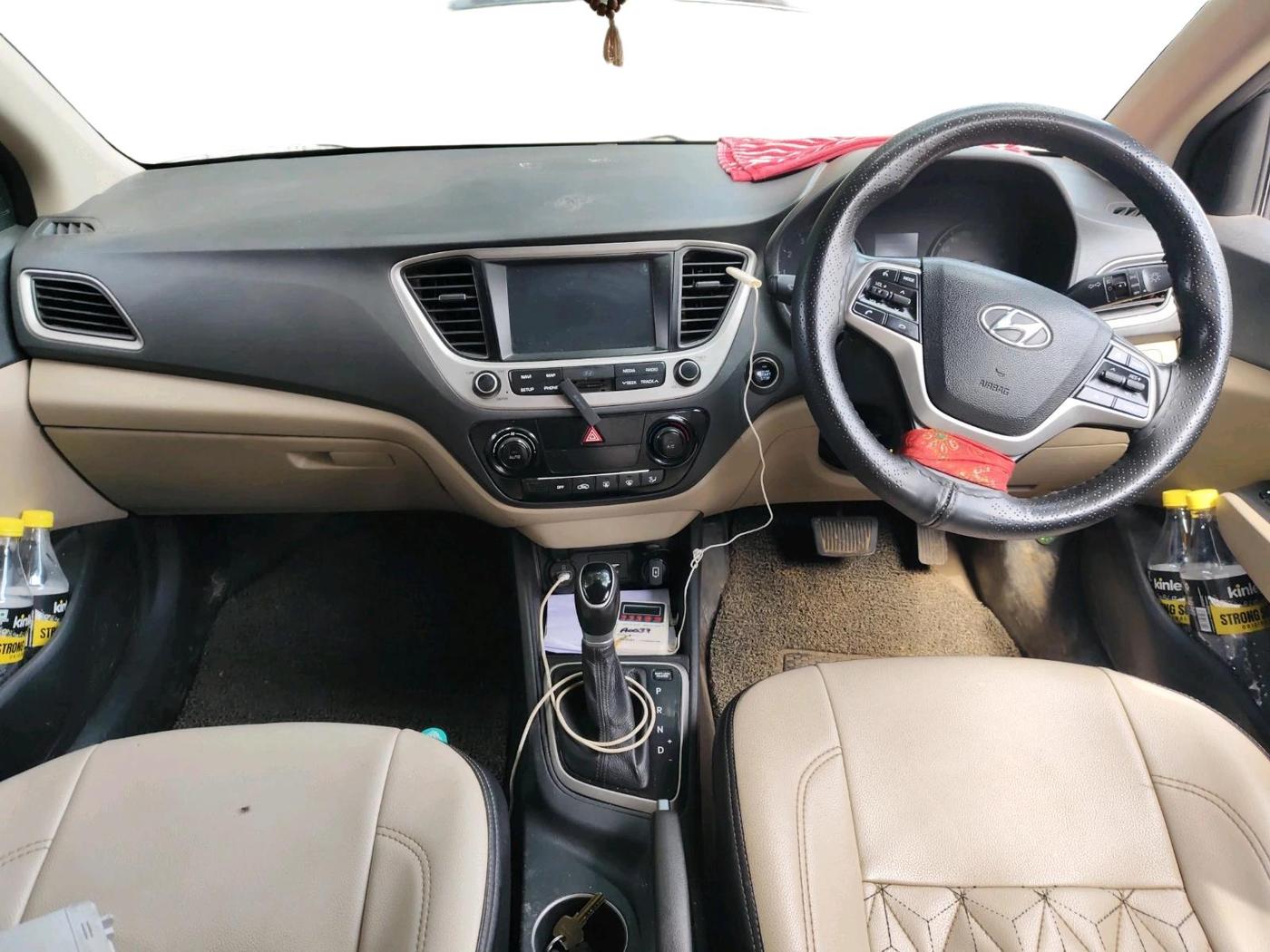 2019 Hyundai Verna 1.6 VTVT SX + AT, CNG, Automatic, 1,15,943 km, interior