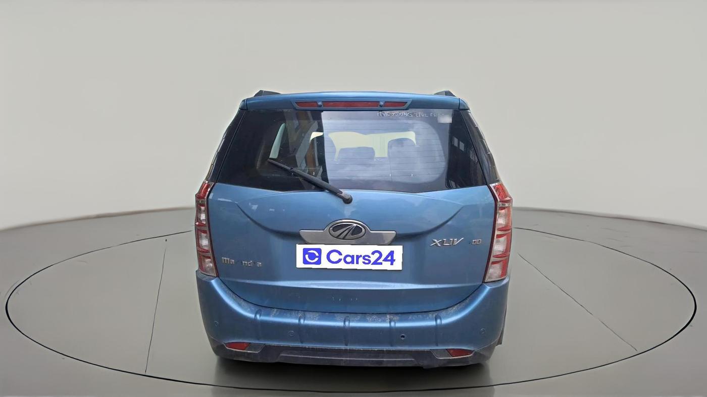 2013 Mahindra XUV500 W8, Diesel, Manual, 1,69,595 km, exterior