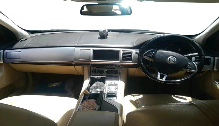 2012 Jaguar XF 2.2 DIESEL LUXURY, Diesel, Automatic, 1,13,150 km, interior