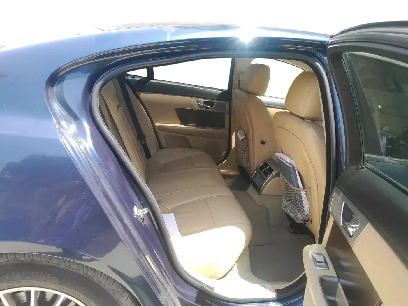 2012 Jaguar XF 2.2 DIESEL LUXURY, Diesel, Automatic, 1,13,150 km, interior